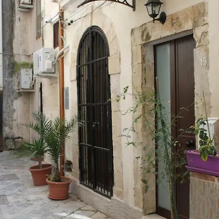 Lejlighedshotel Emozioni Ortigia 4*